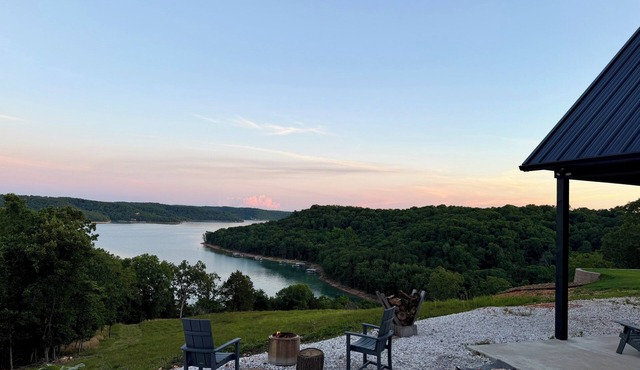 Brand-New Beaver Lake Cabin - Lake Views - Fire Pit - Sleeps Up To 9