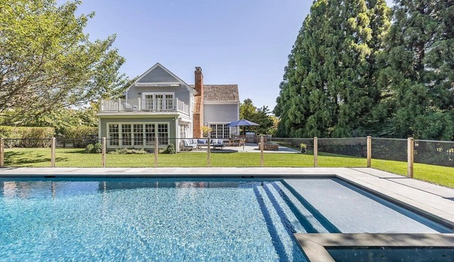Bridgehampton - Newly Renovated, Walk to Town