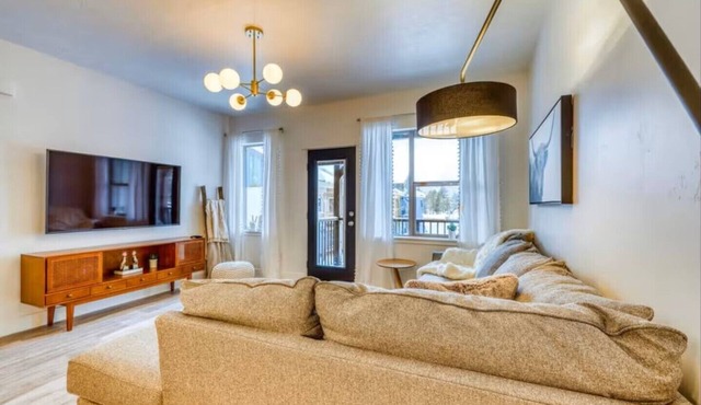 Broken Creek Retreat in charming McCall!