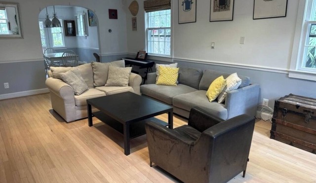 Charming townhouse in Palisades