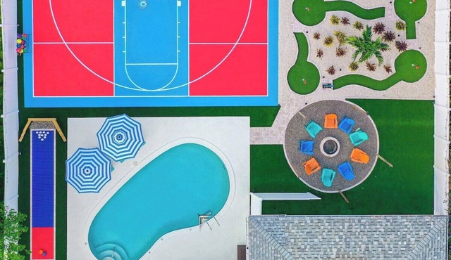 Clearwater Game Heaven! Pickleball, Golf, Bowling