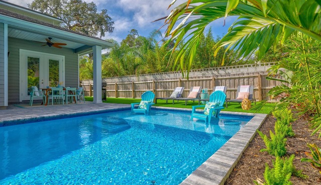 Coastal Serenity | Pool, Golf Cart & Putting Green