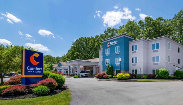 Comfort Inn & Suites Saratoga Springs