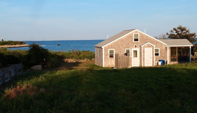 Cottage on Ocean Cove, End of Private Lane, Beach Front, Abundant Wildlife!