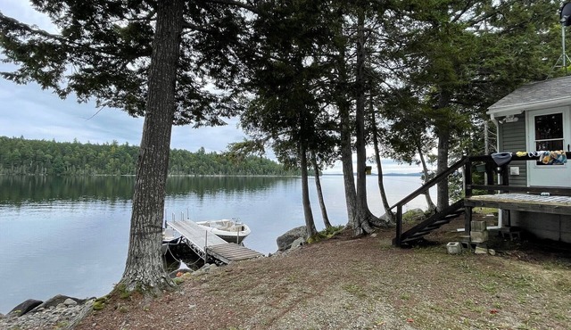 Cozy East Grand Lakehouse, Plenty of room for the family!