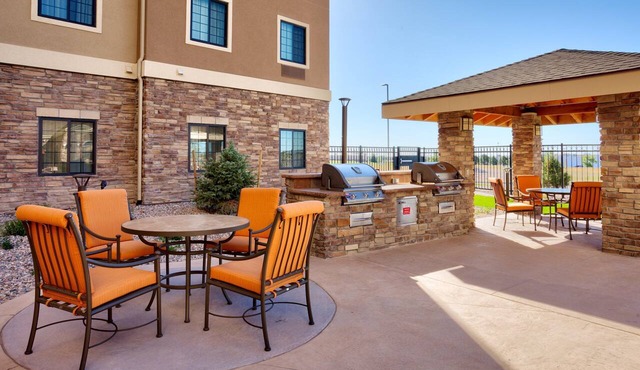 Cozy, Equipped, Spacious | Suite with FREE Breakfast, Hot Tub Access