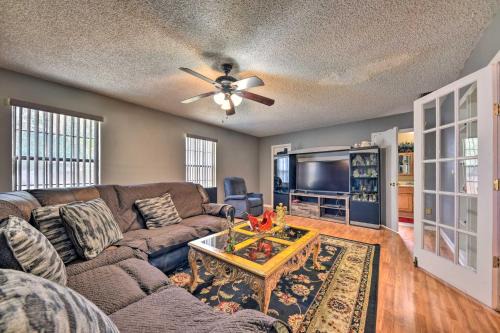 Cozy Jacksonville Home w/Yard ~ 8 Mi to Dtwn