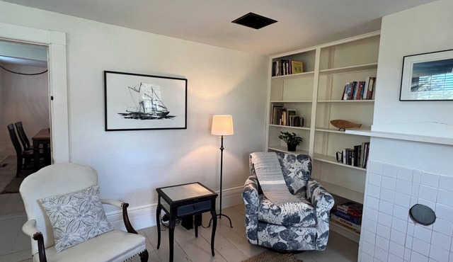 Cozy Retreat in Sheepscot Village