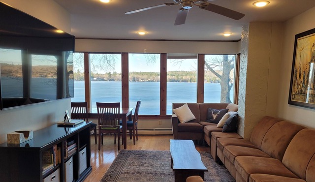 Cozy Waterfront Home