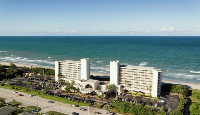 DoubleTree Suites by Hilton Melbourne Beach Oceanfront