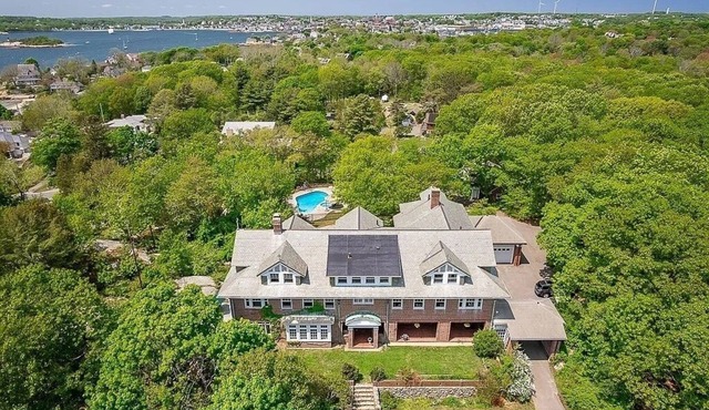 Edgemoor Estate - 11 Bed/6.5 Bath (Sleeps 26) - Heated Pool Jacuzzi Beach