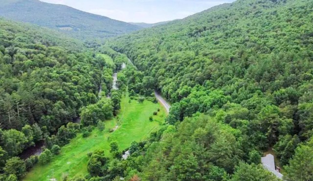 ENTIRE HOUSE - Private Vermont House on 52 acres
