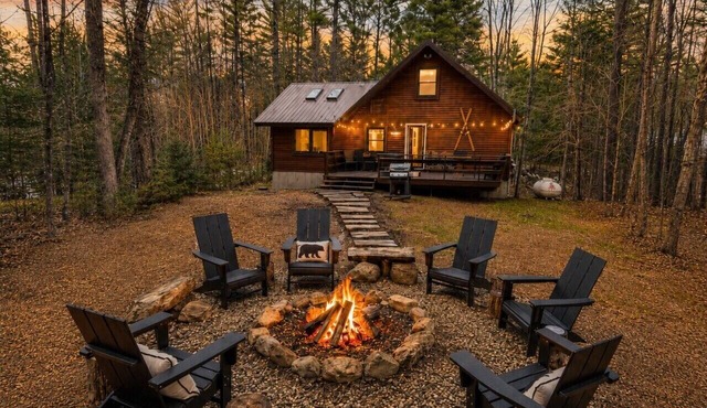 Family&Pet Friendly*SLOPE SIDE*Fireplace*Stylish