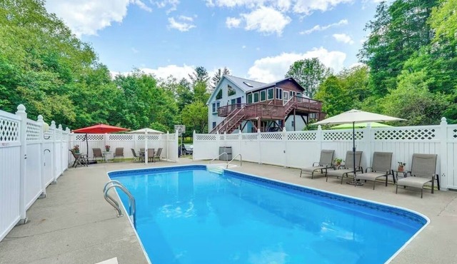 Full house with pool on 6 acre property