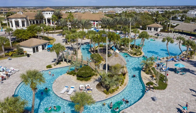 Glam 4BR Townhome, Pool, Champions Gate - Sleeps 11 - 1112