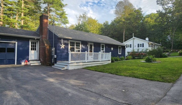 great location weirs beach area rental 1 mile from weirs beach
