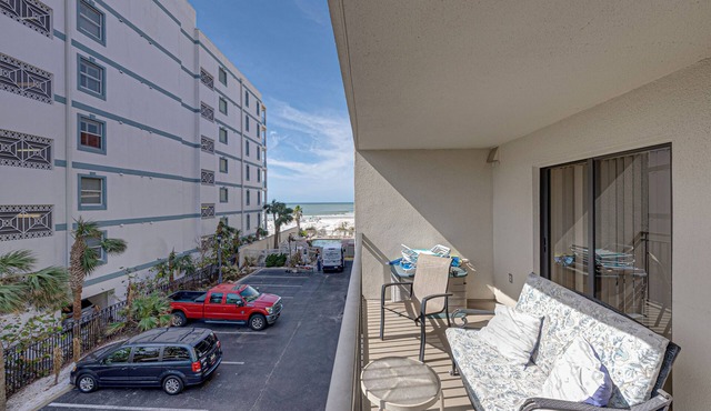 Gulf View Getaway | Near It All