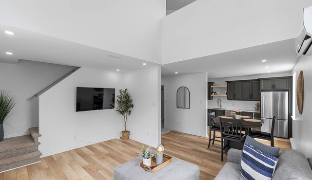 Harbourview Loft A Executive One Bedroom Loft Apartment in Downtown Summerside