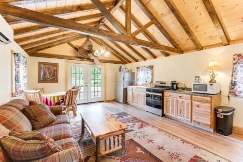 Harrington Cabin w/Grills - Near Beaches & Hiking