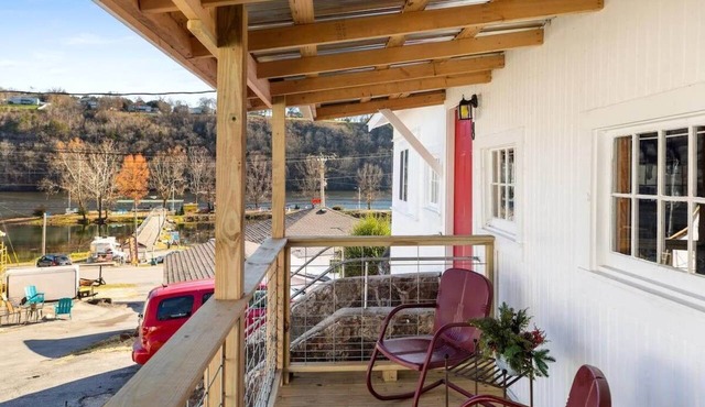 Historic Rockaway Beach Cottage 8