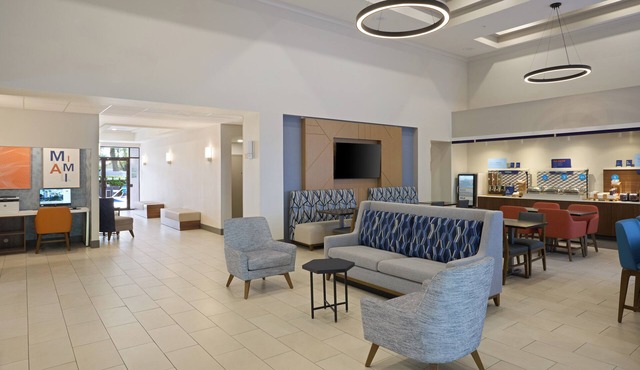 Holiday Inn Express & Suites Kendall East Miami by IHG