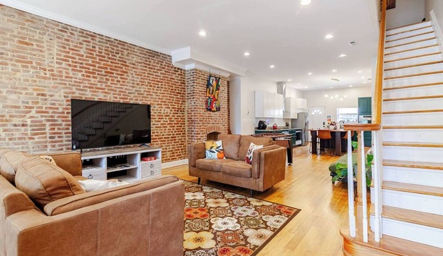 Huge Townhouse Near Florida Ave & U Street!