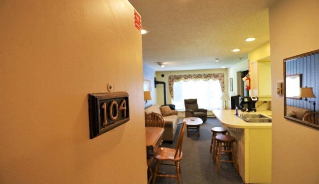Inns of Waterville Valley Condo in the Heart of WV