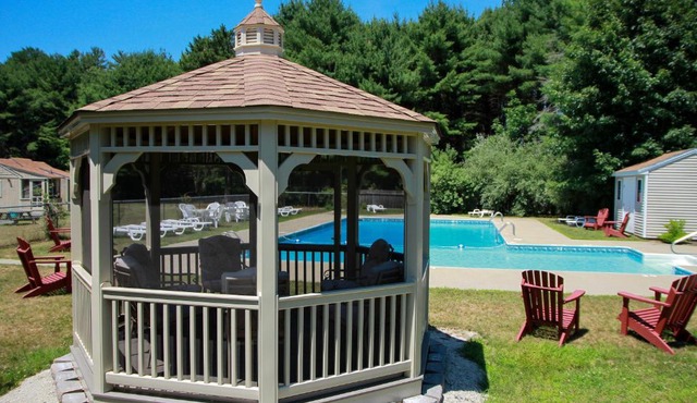 Kennebunk Gallery Motel and Cottages