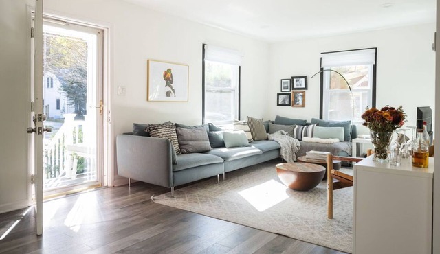 Kensington Home, 3 levels, 4 BR 4 BA, yard, Parking
