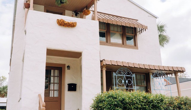 La Playa Coastal Retreat – 5BR Home In Downtown Brunswick & Golden Isles Beaches