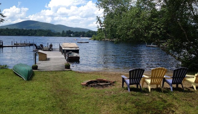 Lake Winnipesaukee Water Front Cottage With Private Dock And Beach