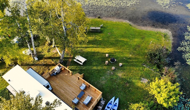 Lakefront 1 bedroom tiny home