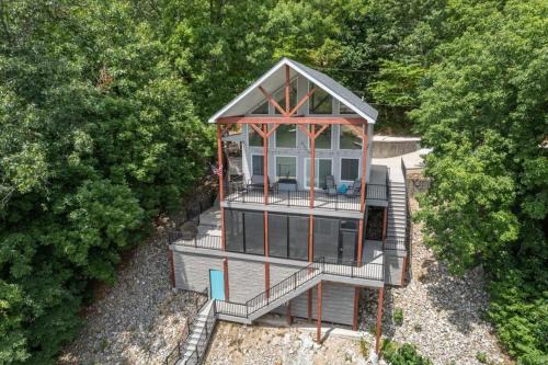 Lakefront Home With Private Dock