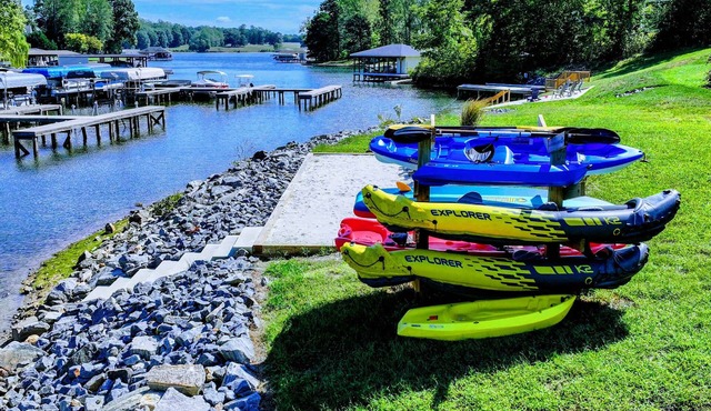 Lakefront Lake Anna | 6BR, Game Room, Pool, Beach