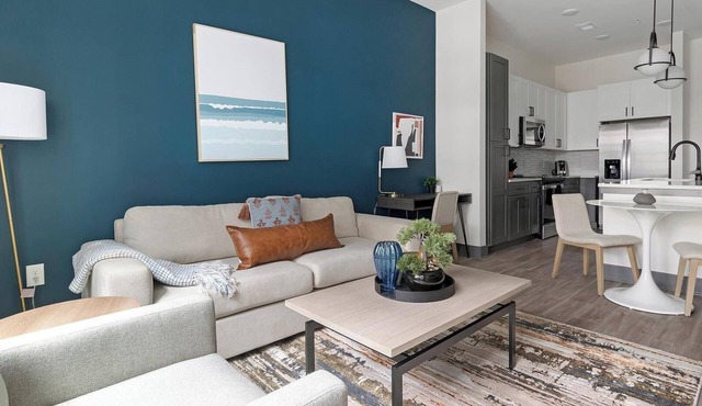 Landing | Beautiful 1BD, Rooftop Lounge, Pool