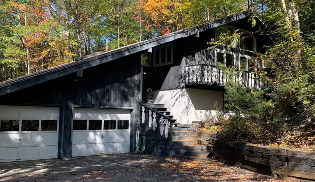 Large Glen chalet by Storyland in the White Mountains, clubhouse, pool and golf