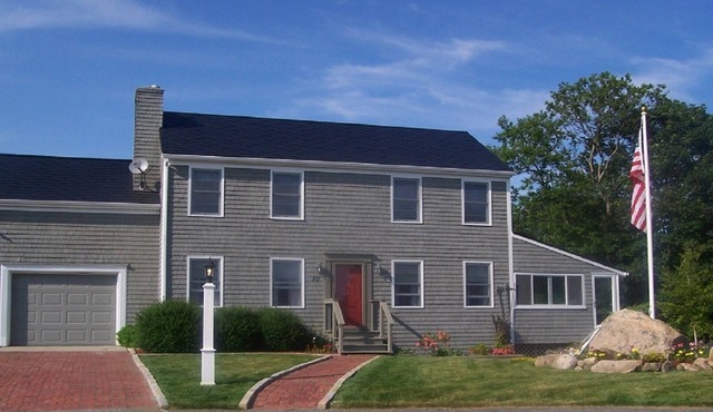 LAST WEEK OF AUGUST STILL AVAILABLE DISCOUNT 1000. BEAUTIFUL HOUSE & LOCATION