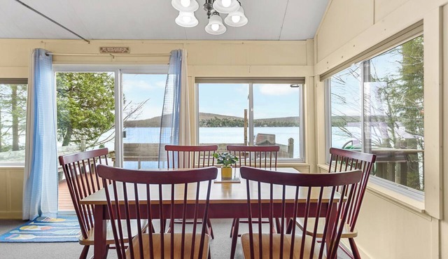 Lazy Daze Beech Hill Pond - New! Waterfront Camp