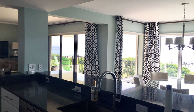 Lovely beach front condo in Vero