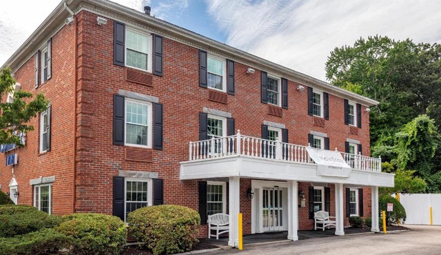 MainStay Suites Foxboro - Mansfield