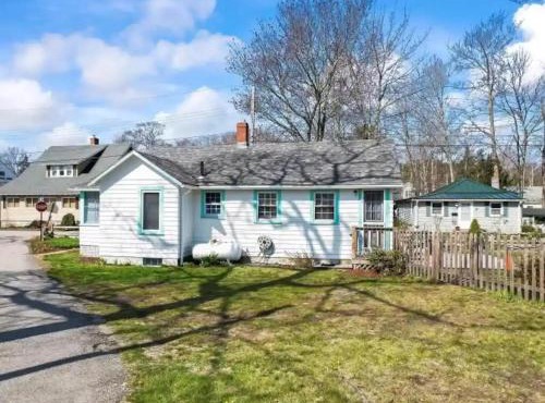 Make Lasting Memories at the Bougie Beach Bungalow