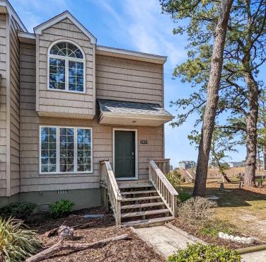Marsh Point - Screened Porch & Shared Dock!
