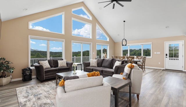 Modern 4-bedroom Country House in Stanley with A Big Sky View!