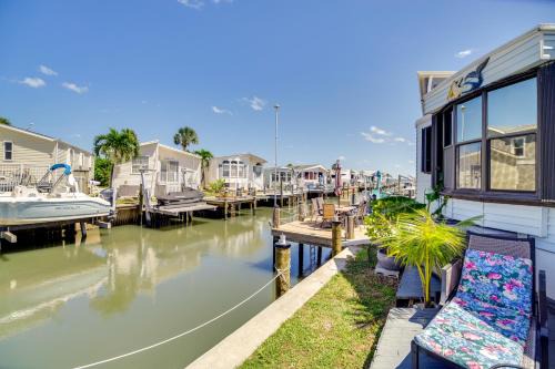 Nettles Island Vacation Rental w/Resort Amenities