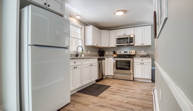 Newly Renovated Mountain Home