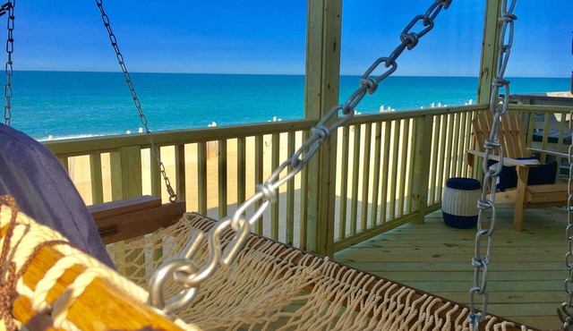 OCEANFRONT OASIS - Beautifully Renovated, Perfect Beach House 💙!
