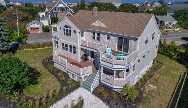 Oceanside escape with sunset-view decks, alfresco dining, fireplaces, & WiFi
