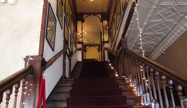 Peaceful bed & breakfast with AC in charming Crofton