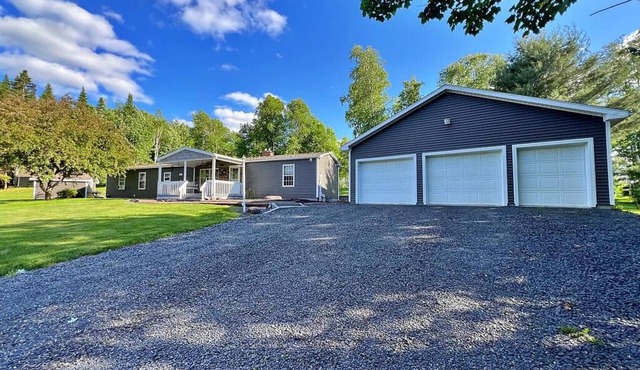 Peaceful & spacious Fort Kent home