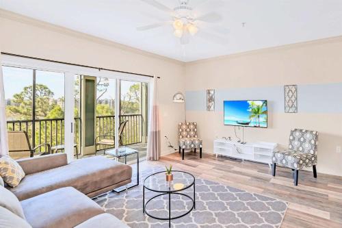 Pet-Friendly 3BR Condo w Pool